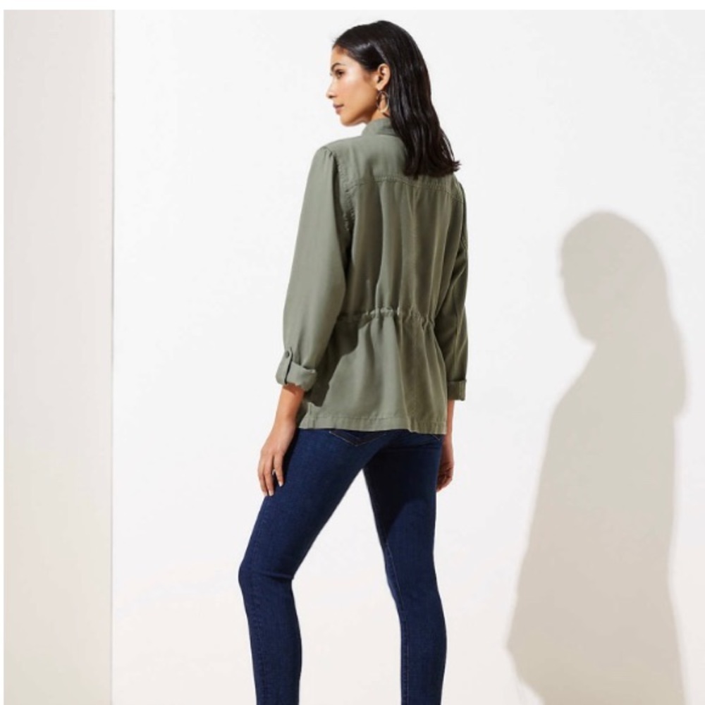 Modern Drawstring Utility Jacket - Picture 3 of 16